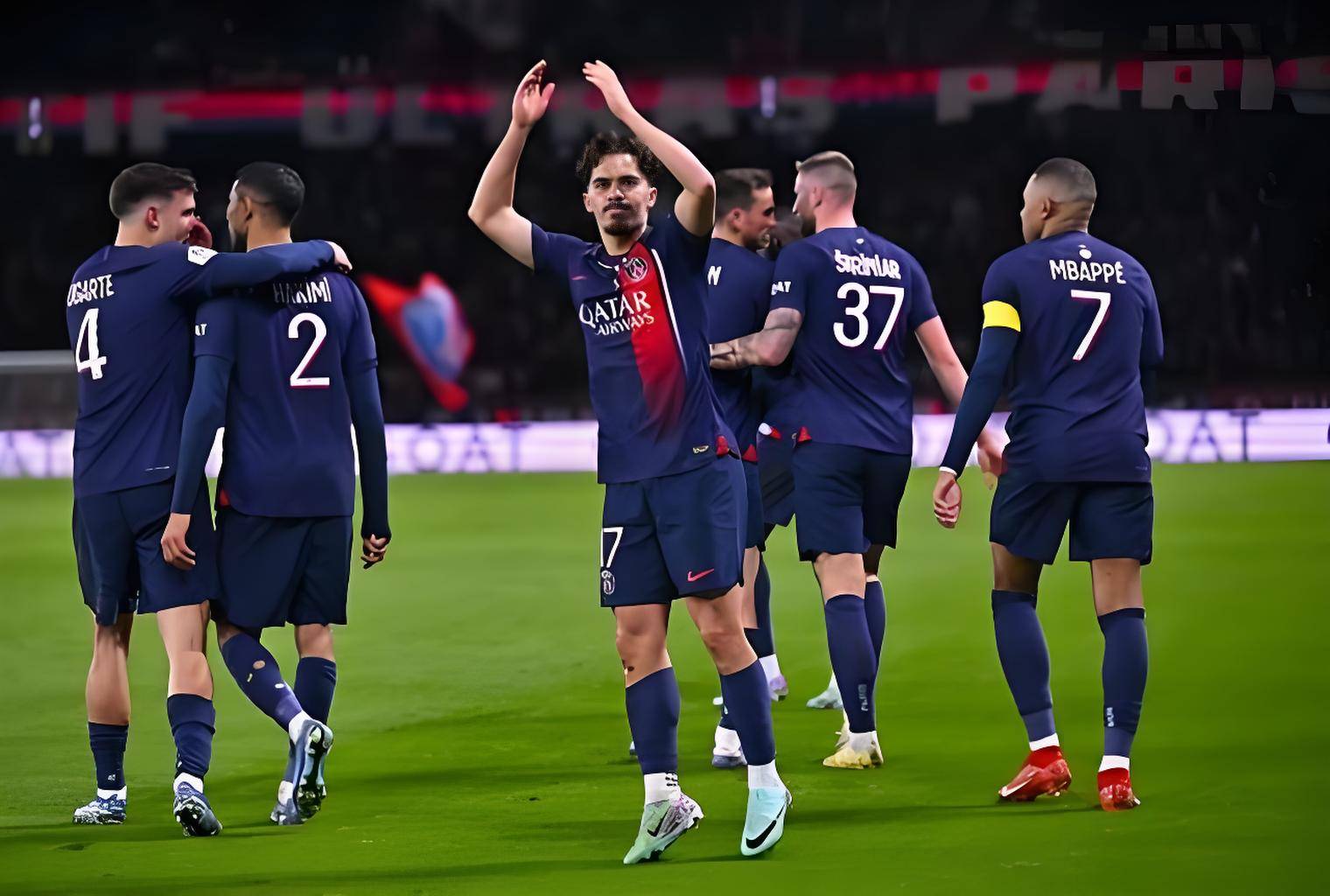 包含穆雷巅峰对决，费德勒与70激战皇家马德里分钟，战术调整胜负难料！的词条